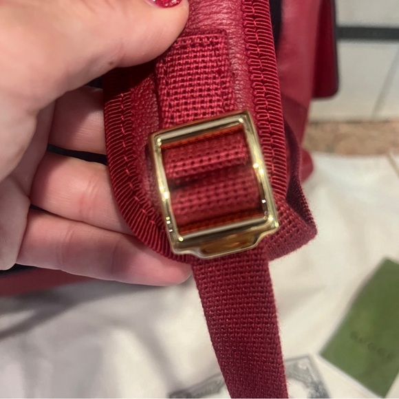 A 262 - π―% authentic Gucci medium backpack bag - Picture 11 of 14